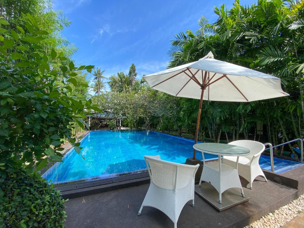 Lokal Phuket "Former K-Hotel" – Phuket